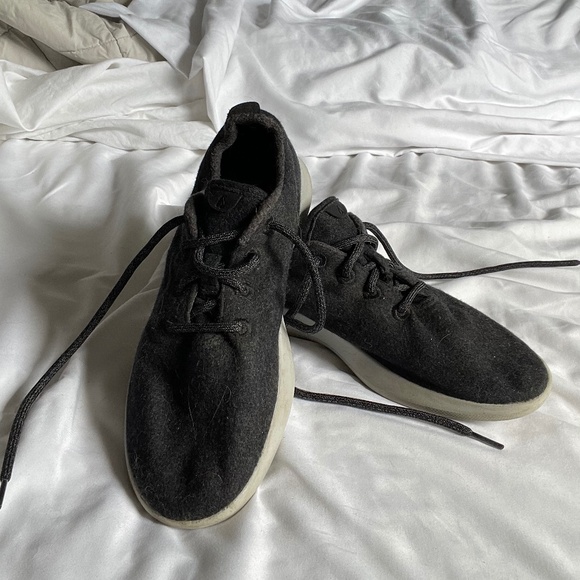 Allbirds - Dark Grey Wool Runners - Picture 1 of 5